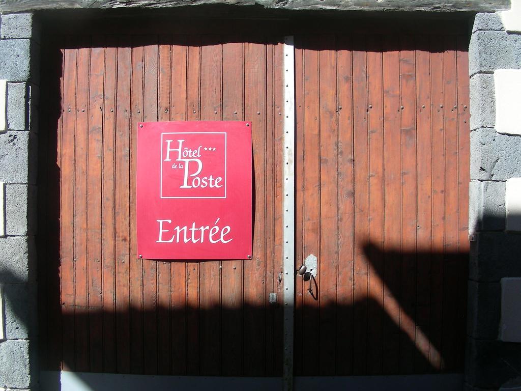 Logis Hotel Restaurant De La Poste Pontgibaud Exterior photo